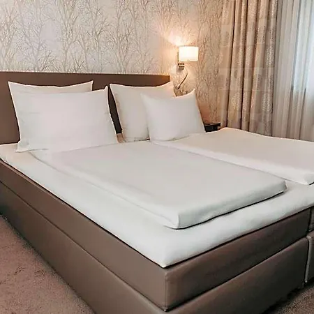 Lellmann Szálloda 3*